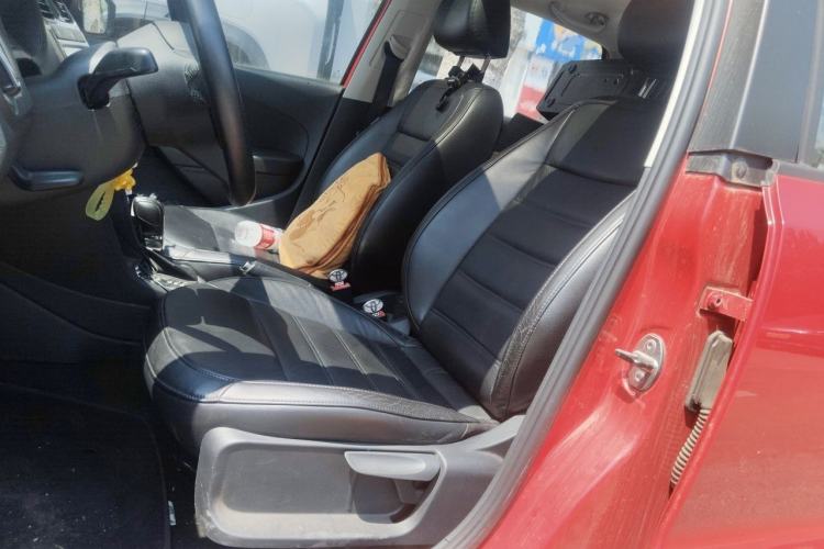 Used Volkswagen Polo 2011 1.6L Automatic ZhiKu Edition Left Front Seat