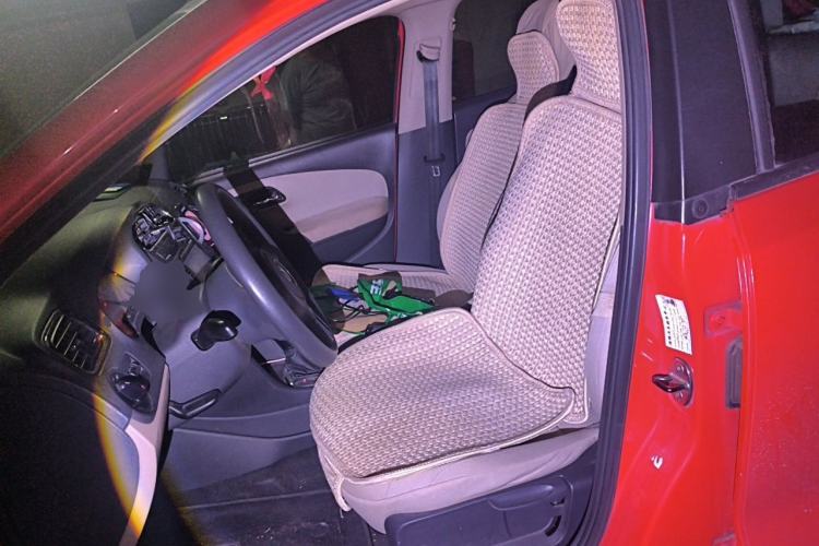 Used Volkswagen Polo 2011 1.6L Automatic ZhiShang Version Left Front Seat