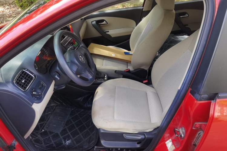 Used Volkswagen Polo 2011 1.6L Automatic ZhiShang Version Left Front Seat