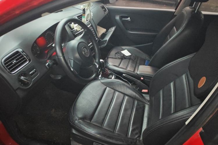 Used Volkswagen Polo 2011 1.4L Automatic ZhiCool Edition Left Front Seat
