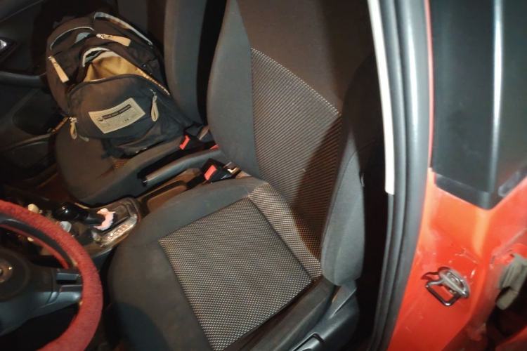 Used Volkswagen Polo 2011 1.6L Automatic ZhiShang Version Left Front Seat