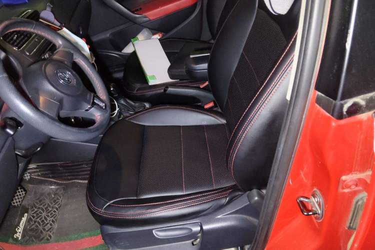Used Volkswagen Polo 2011 1.6L Automatic ZhiShang Version Left Front Seat
