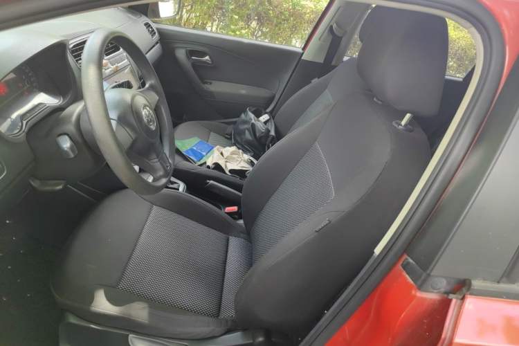 Used Volkswagen Polo 2011 1.6L Automatic ZhiShang Version Left Front Seat