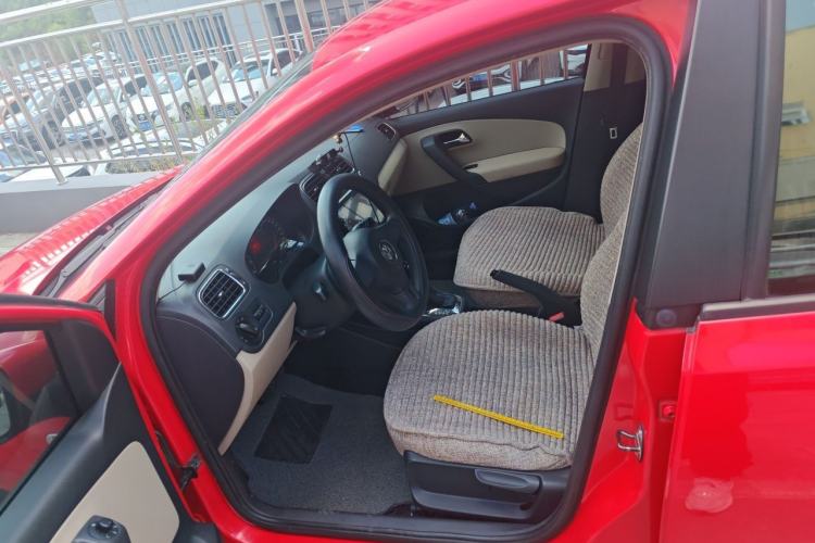 Used Volkswagen Polo 2011 1.4L Automatic ZhiShang Version Left Front Seat