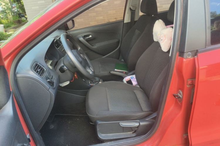 Used Volkswagen Polo 2011 1.6L Automatic ZhiShang Version Left Front Seat