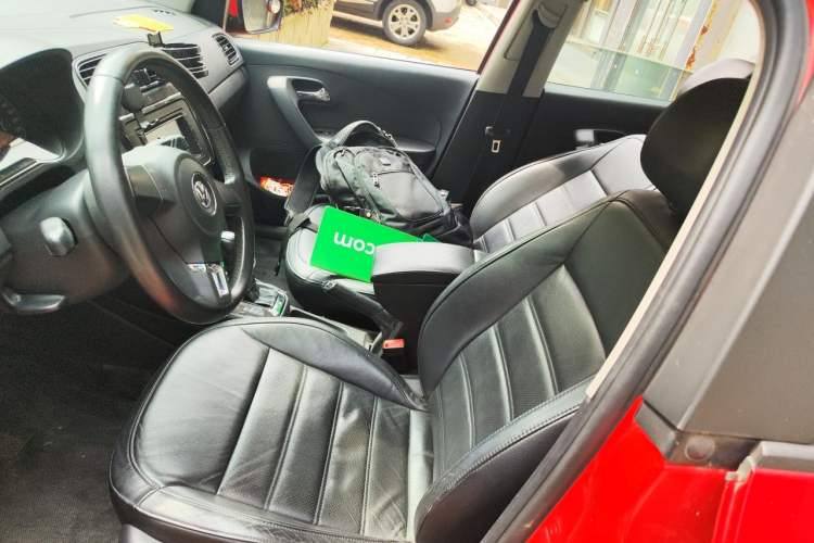 Used Volkswagen Polo 2011 1.6L Automatic ZhiKu Edition Left Front Seat