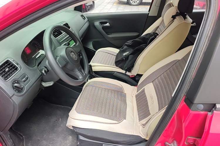 Used Volkswagen Polo 2011 1.6L Automatic ZhiShang Version Left Front Seat