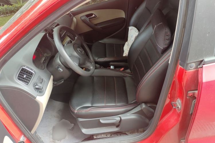 Used Volkswagen Polo 2011 1.4L Automatic ZhiShang Version Left Front Seat