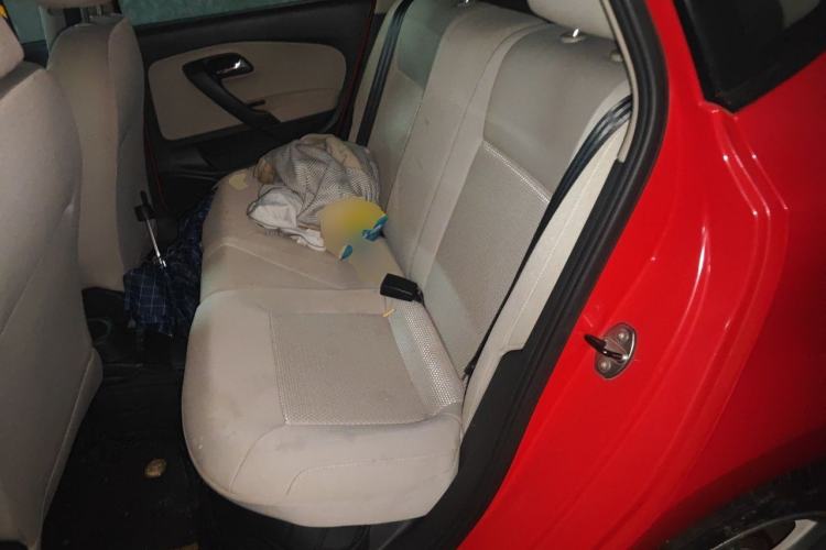 Used Volkswagen Polo 2011 1.6L Automatic ZhiShang Version Left Rear Seat
