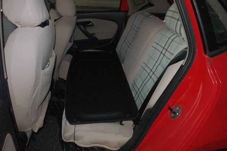 Used Volkswagen Polo 2011 1.4L Automatic ZhiShang Version Left Rear Seat