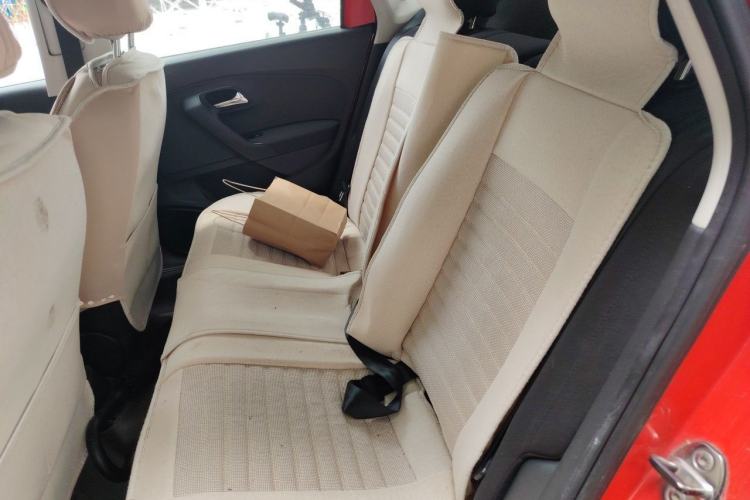 Used Volkswagen Polo 2011 1.6L Automatic ZhiShang Version Left Rear Seat