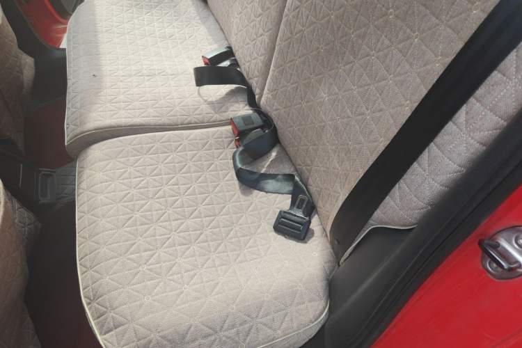 Used Volkswagen Polo 2011 1.4L Manual ZhiShang Edition Left Rear Seat