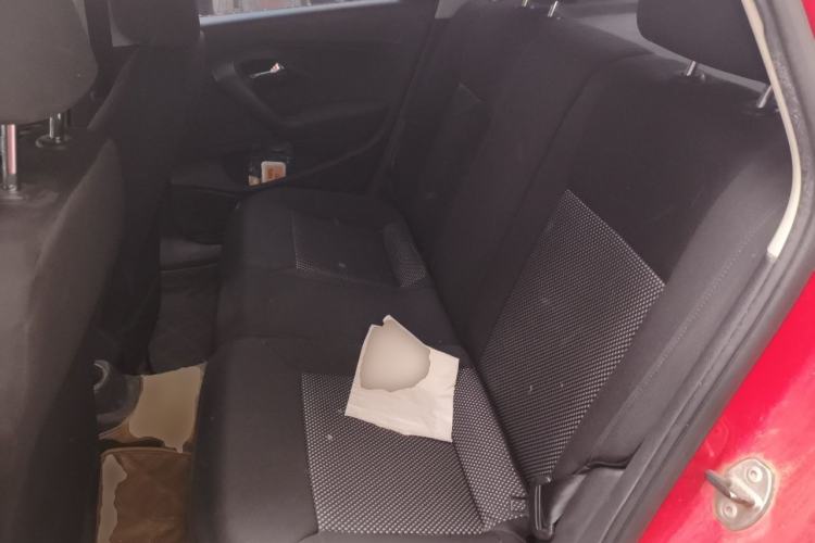 Used Volkswagen Polo 2011 1.6L Manual ZhiShang Edition Left Rear Seat