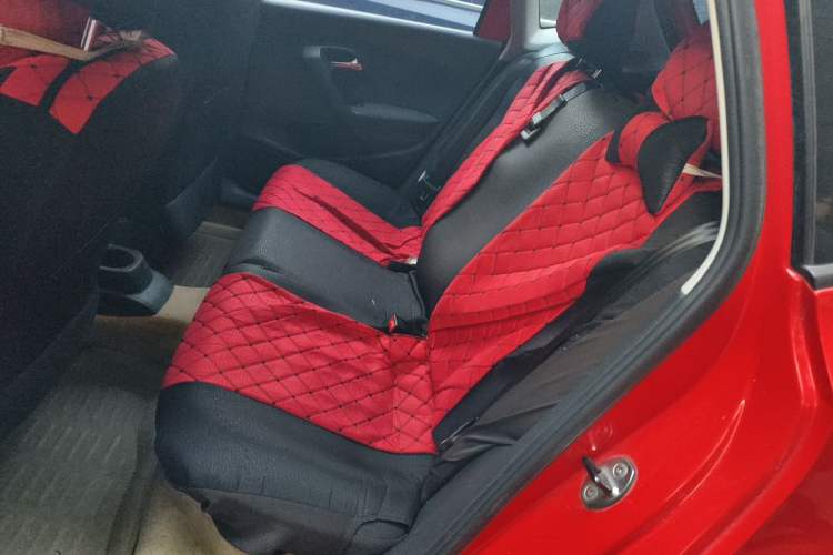 Used Volkswagen Polo 2011 1.6L Automatic ZhiShang Version Left Rear Seat