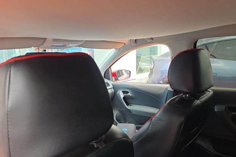 Used Volkswagen Polo 2011 1.4L Manual ZhiLe Edition Left Rear Seat