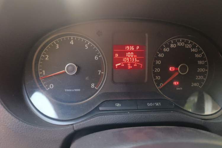 Used Volkswagen Polo 2011 1.4L Automatic ZhiCool Edition Odometer Close Up