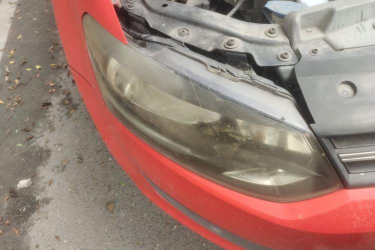Used Volkswagen Polo 2011 1.4L Manual ZhiShang Edition Right Front Headlight