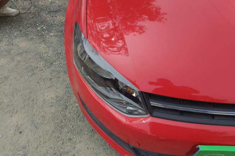 Used Volkswagen Polo 2011 1.4L Manual ZhiLe Edition Right Front Headlight