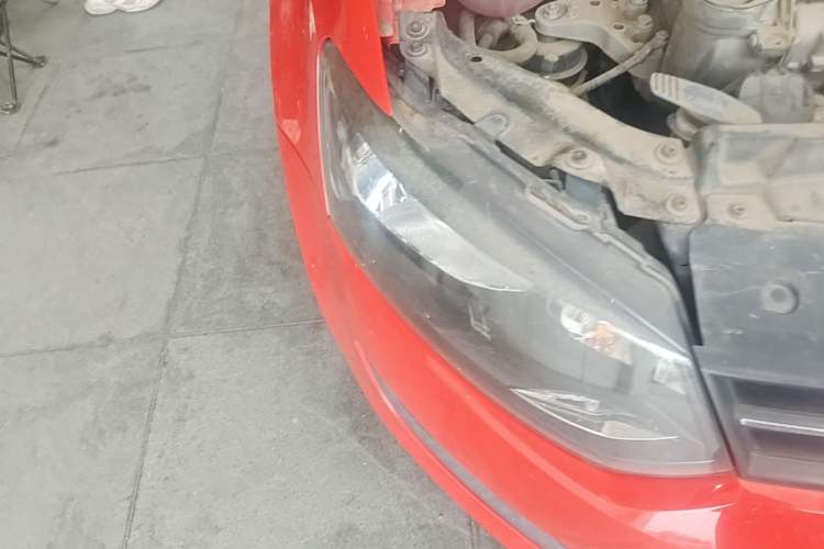Used Volkswagen Polo 2011 1.4L Manual ZhiLe Edition Right Front Headlight