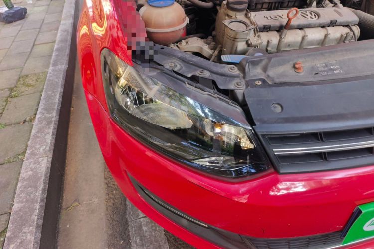 Used Volkswagen Polo 2011 1.4L Automatic ZhiCool Edition Right Front Headlight