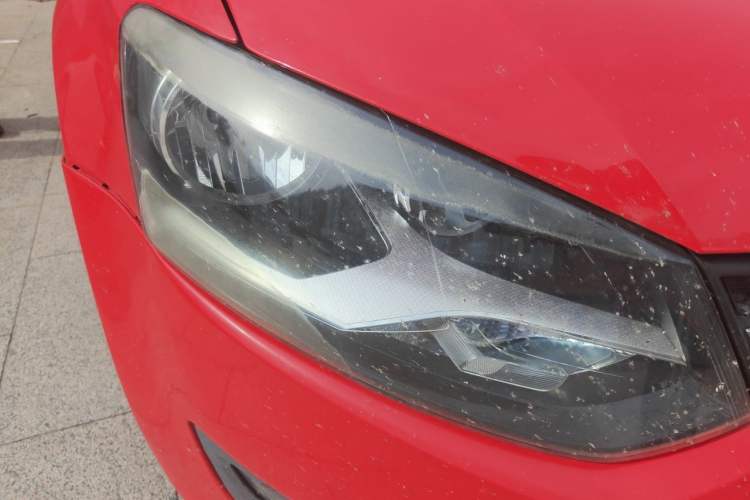 Used Volkswagen Polo 2011 1.4L Manual ZhiShang Edition Right Front Headlight