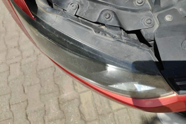 Used Volkswagen Polo 2011 1.6L Automatic ZhiShang Version Right Front Headlight