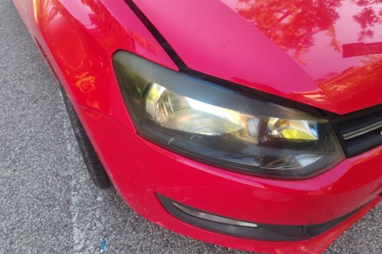 Used Volkswagen Polo 2011 1.4L Automatic ZhiShang Version Right Front Headlight