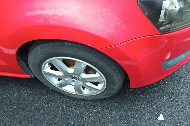 Used Volkswagen Polo 2011 1.6L Automatic ZhiKu Edition Right Front Wheel Hub
