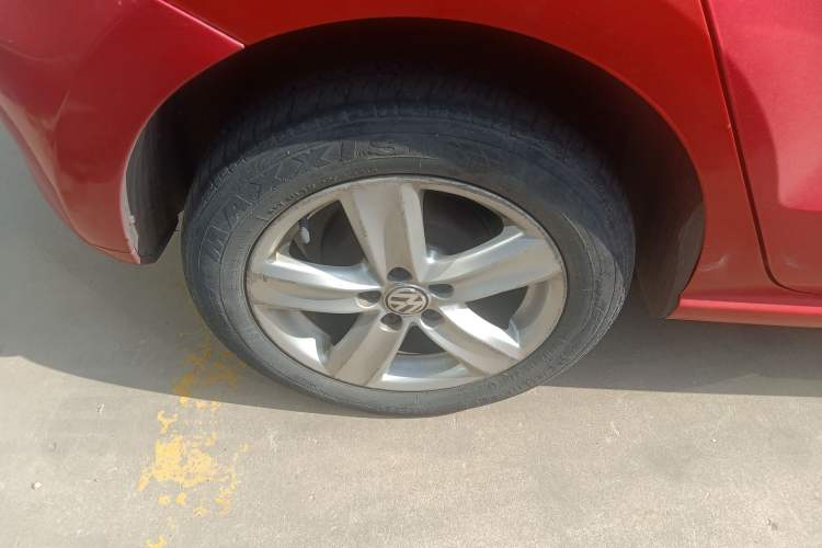 Used Volkswagen Polo 2011 1.4L Automatic ZhiShang Version Right Rear Wheel Hub
