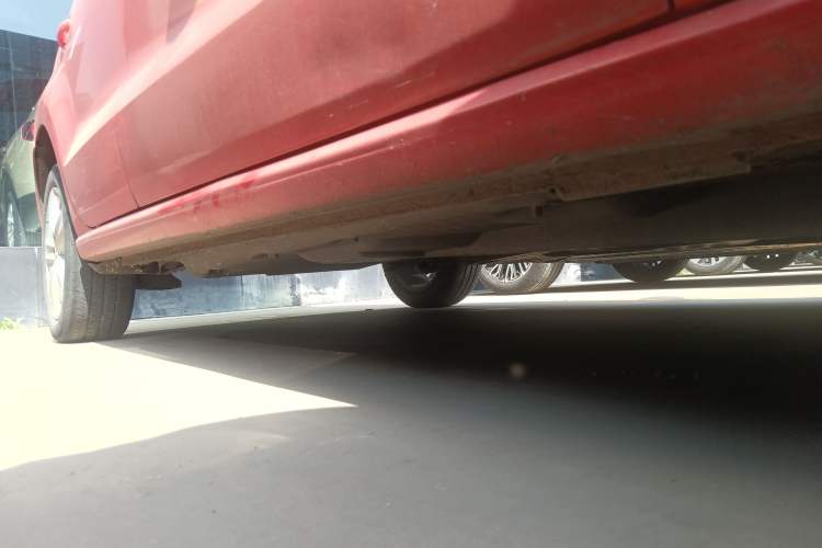 Used Volkswagen Polo 2011 1.4L Automatic ZhiShang Version Right Side Sill