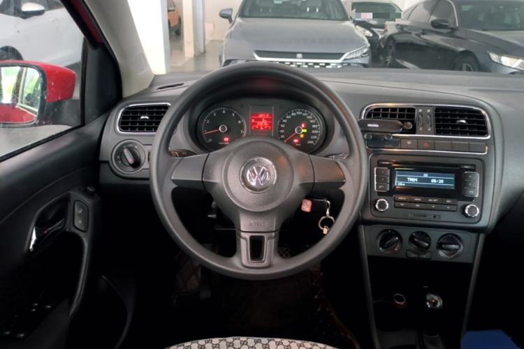 Used Volkswagen Polo 2011 1.4L Automatic ZhiShang Version Steering Wheel