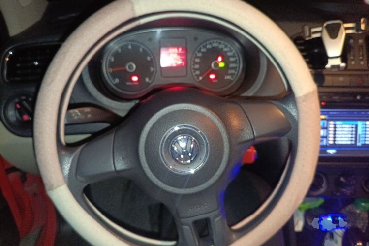 Used Volkswagen Polo 2011 1.4L Automatic ZhiShang Version Steering Wheel