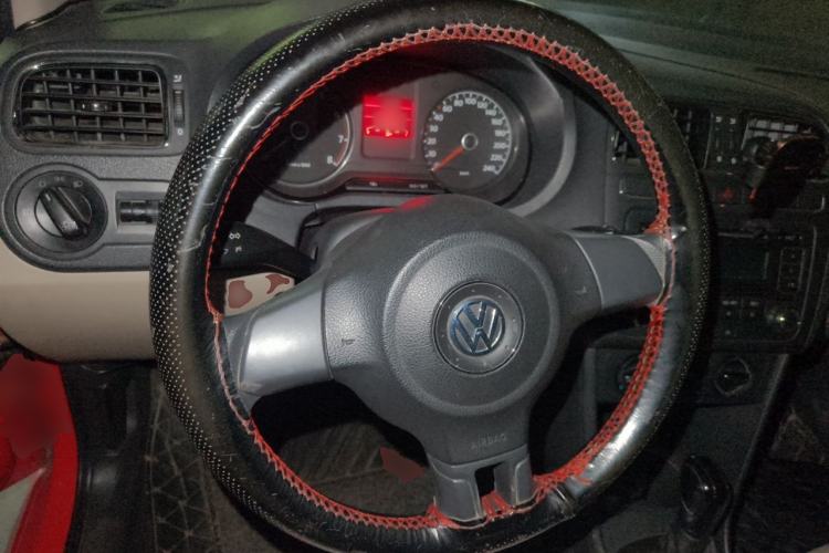 Used Volkswagen Polo 2011 1.4L Automatic ZhiShang Version Steering Wheel