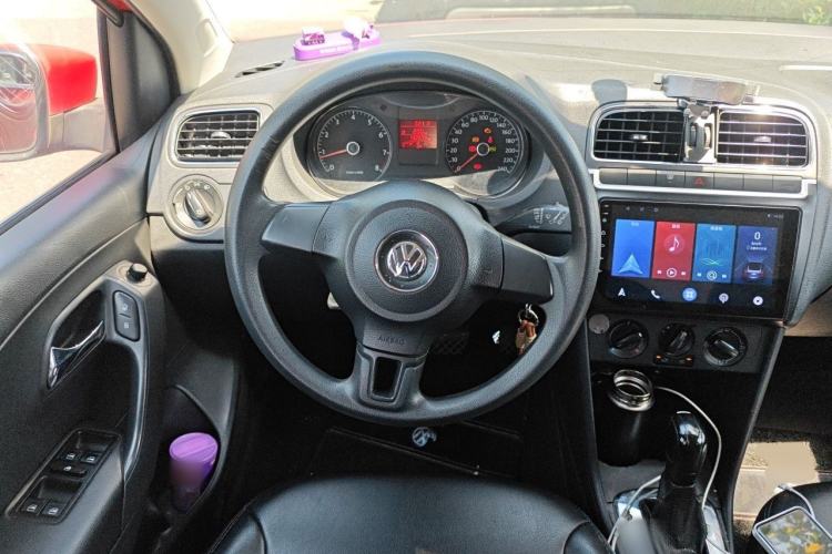 Used Volkswagen Polo 2011 1.6L Automatic ZhiShang Version Steering Wheel