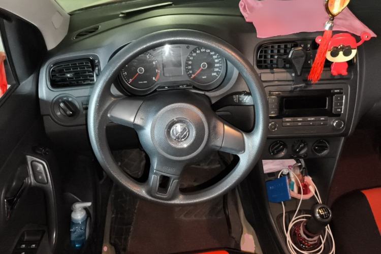 Used Volkswagen Polo 2011 1.4L Manual ZhiLe Edition Steering Wheel