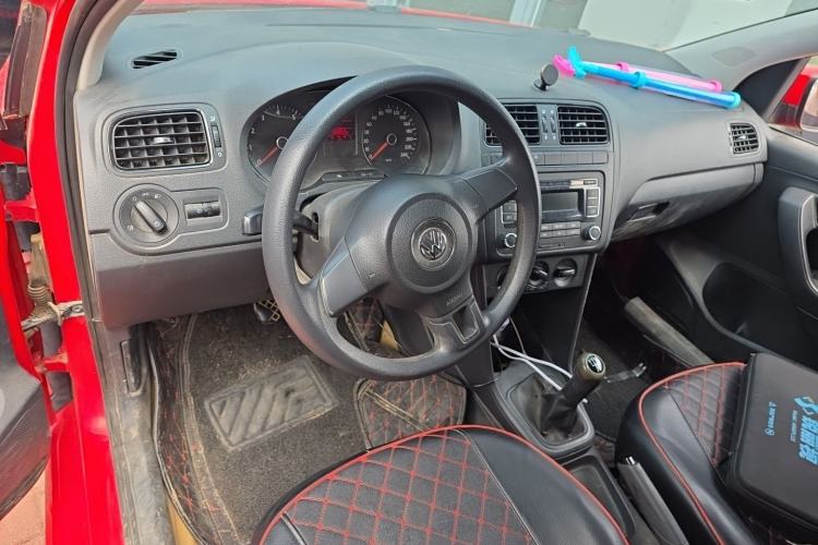 Used Volkswagen Polo 2011 1.4L Manual ZhiLe Edition Steering Wheel
