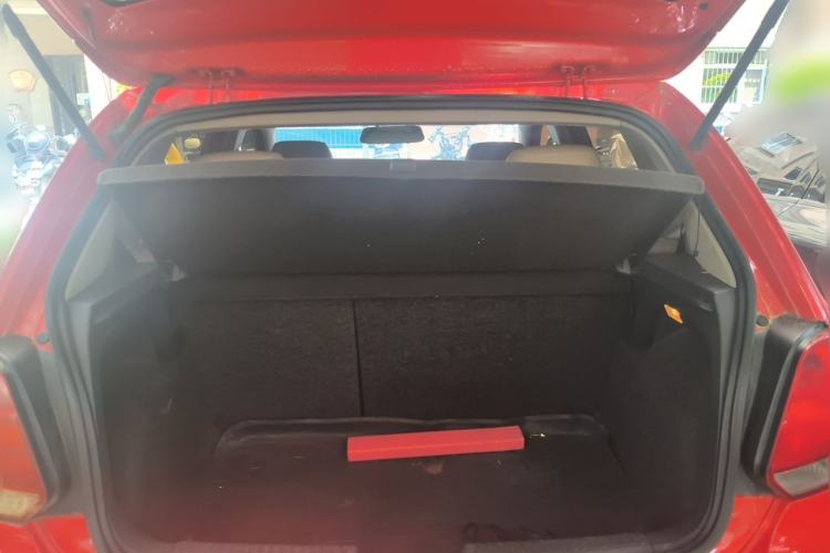 Used Volkswagen Polo 2011 1.4L Automatic ZhiShang Version Trunk