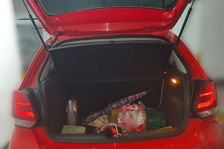 Used Volkswagen Polo 2011 1.4L Automatic ZhiShang Version Trunk