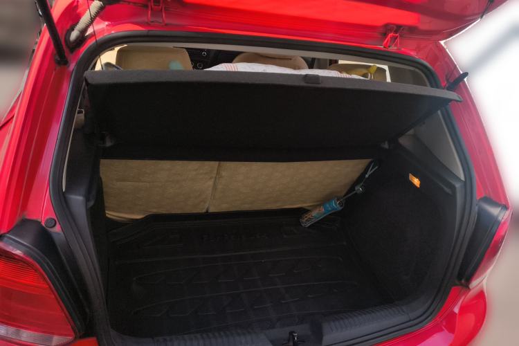 Used Volkswagen Polo 2011 1.6L Manual ZhiShang Edition Trunk