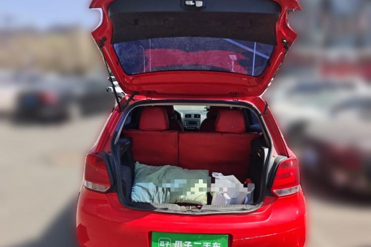 Used Volkswagen Polo 2011 1.6L Manual ZhiShang Edition Trunk