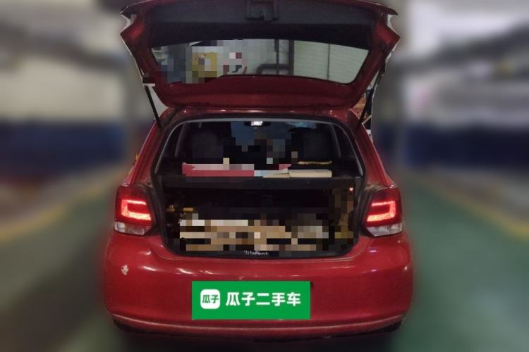 Used Volkswagen Polo 2011 1.6L Automatic ZhiShang Version Trunk