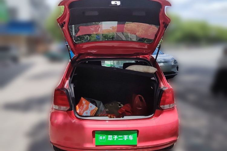 Used Volkswagen Polo 2011 1.6L Automatic ZhiShang Version Trunk