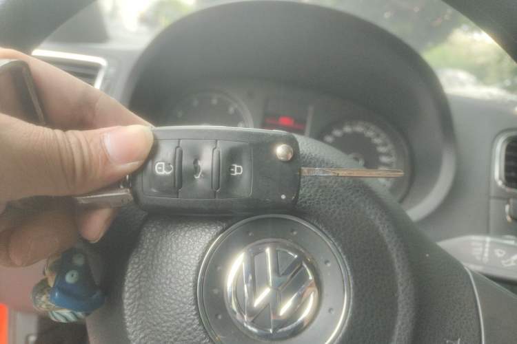 Used Volkswagen Polo 2011 1.4L Manual ZhiShang Edition Vehicle Key