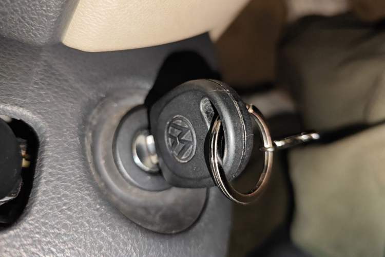 Used Volkswagen Polo 2011 1.4L Manual ZhiLe Edition Vehicle Key