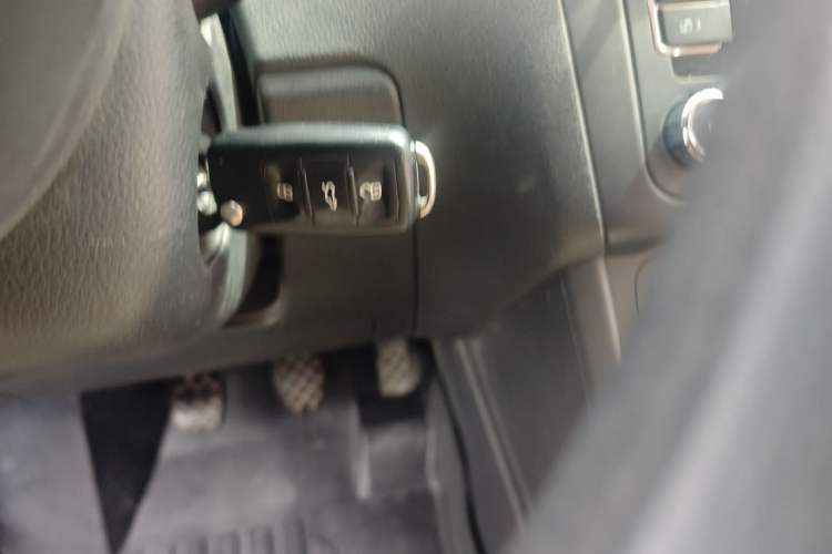 Used Volkswagen Polo 2011 1.4L Manual ZhiShang Edition Vehicle Key
