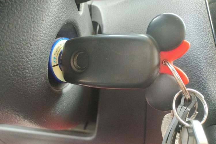 Used Volkswagen Polo 2011 1.6L Automatic ZhiKu Edition Vehicle Key