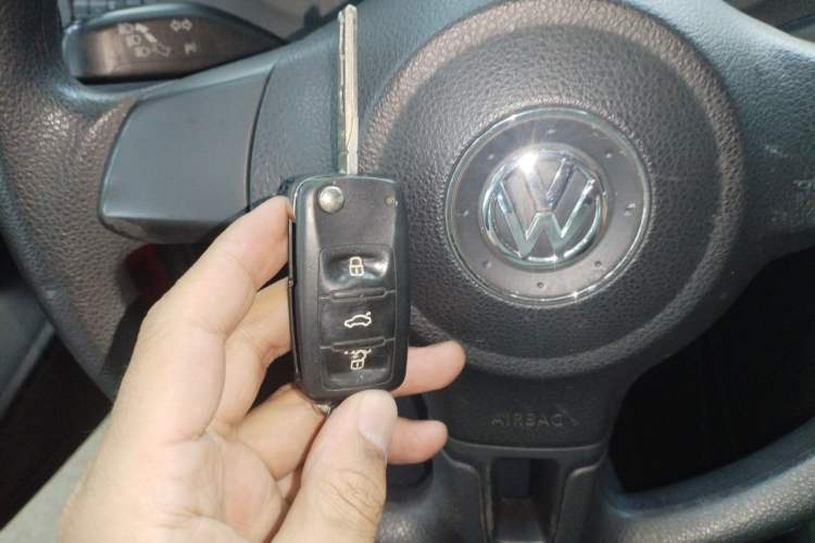 Used Volkswagen Polo 2011 1.6L Automatic ZhiShang Version Vehicle Key