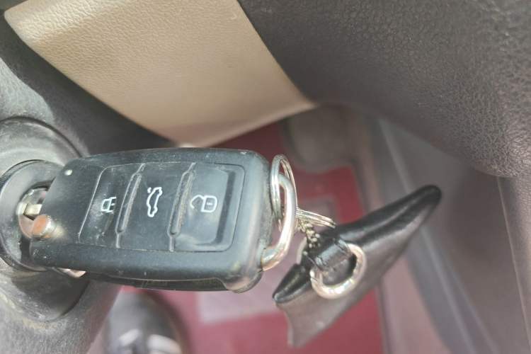 Used Volkswagen Polo 2011 1.4L Manual ZhiShang Edition Vehicle Key