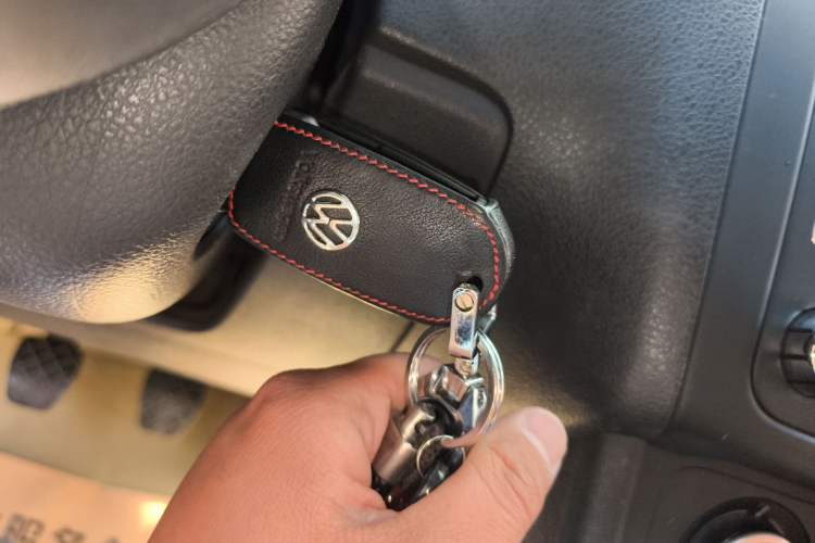 Used Volkswagen Polo 2011 1.6L Manual ZhiShang Edition Vehicle Key