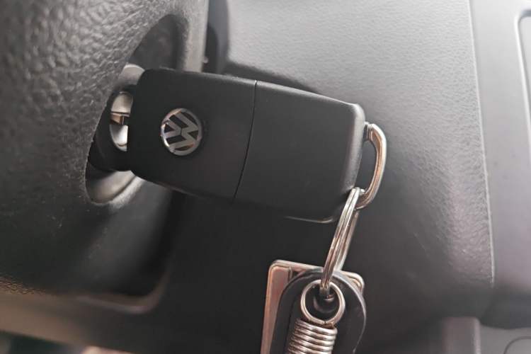 Used Volkswagen Polo 2011 1.4L Automatic ZhiShang Version Vehicle Key